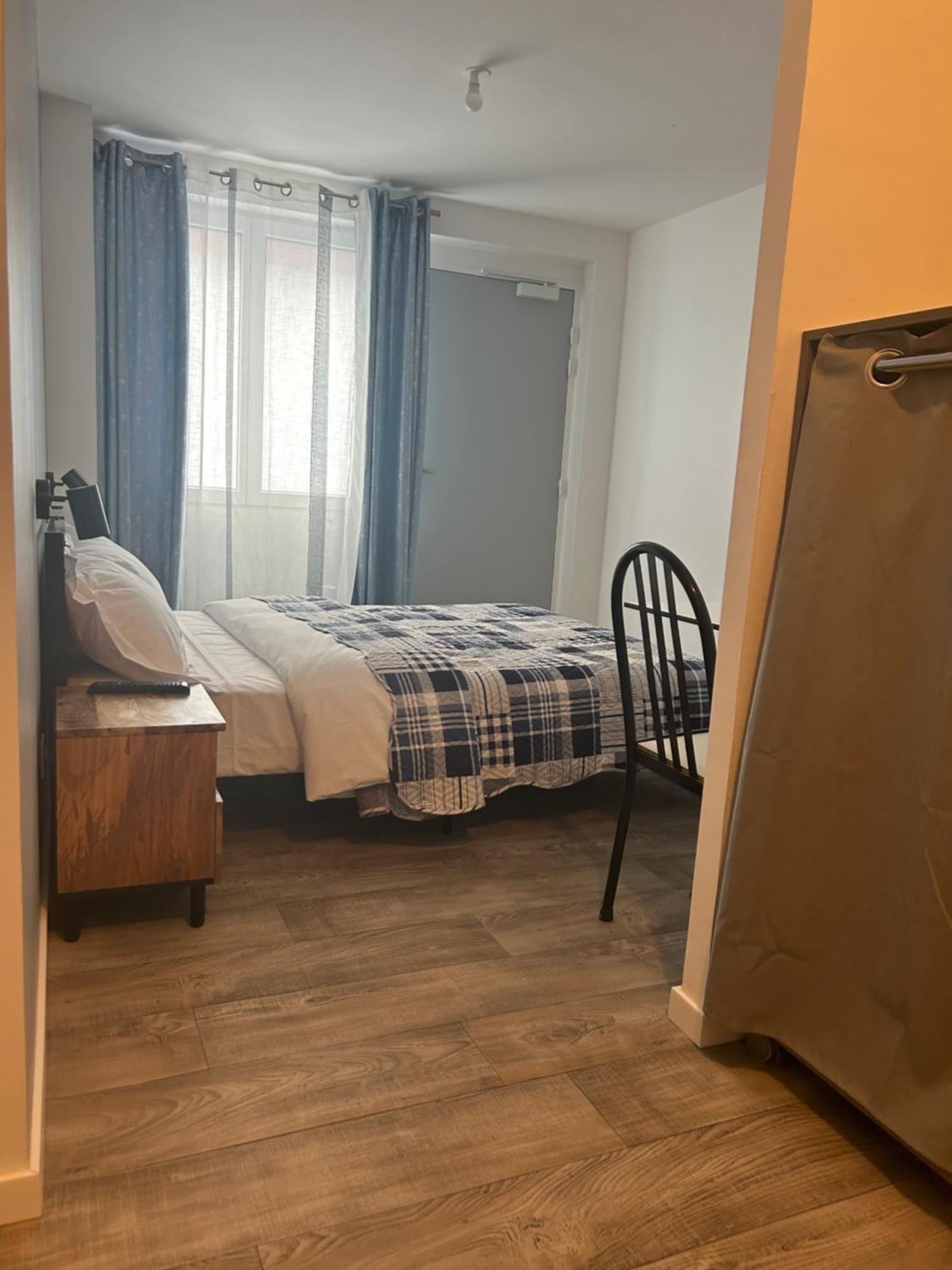 Hotel Saint - Charles Rambouillet Esterno foto